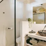 Apartment Choose From Mistral Or *