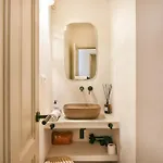Choose From Mistral Or Apartment *
