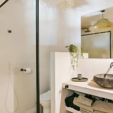 Appartement Choose From Mistral Or *