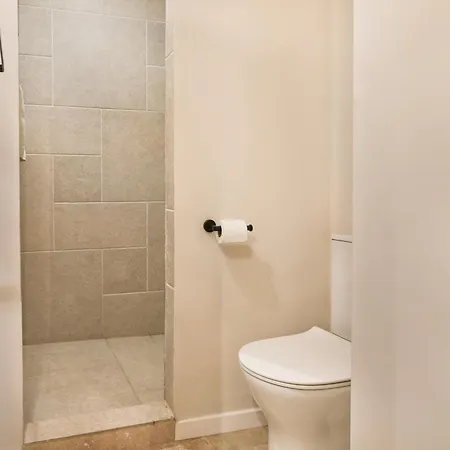 Choose From Mistral Or Appartement