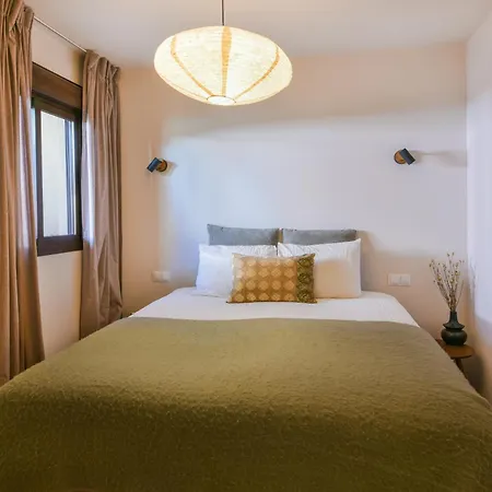 Choose From Mistral Or Appartement